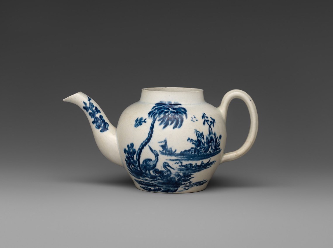 A small blue and white teapot from John Bartlam’s pottery factory